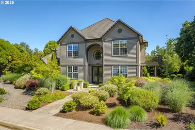 2808 Edgewater Dr, Eugene, OR 97401 - Photo 1