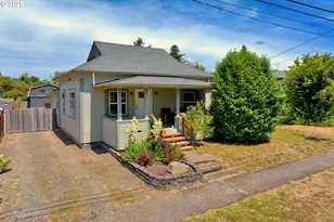 157 E Elmore St, Lebanon, OR 97355 - Photo 1