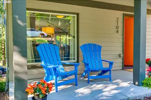 2104 SW Iowa St, Portland, OR 97239 - Photo 1
