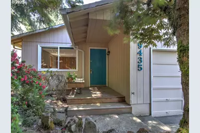 9435 SW 53rd Ave, Portland, OR 97219 - Photo 1