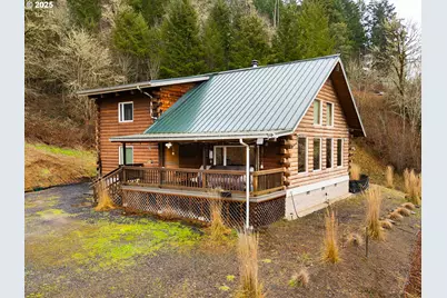 236 E D Ave, Drain, OR 97435 - Photo 1