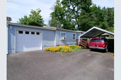 154 N 5th St, Saint Helens, OR 97051 - Photo 1