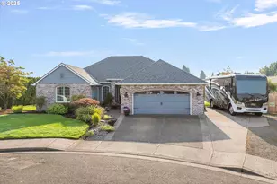 730 Oak St, Molalla, OR 97038 - Photo 1