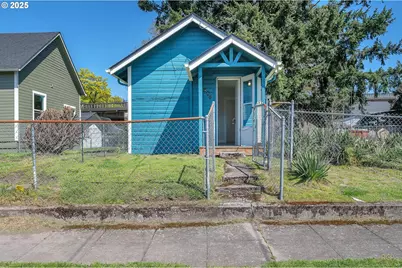 203 Grant St, Kelso, WA 98626 - Photo 1