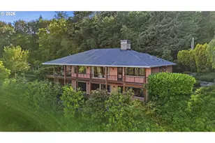 2109 NW Couch St, Camas, WA 98607 - Photo 1