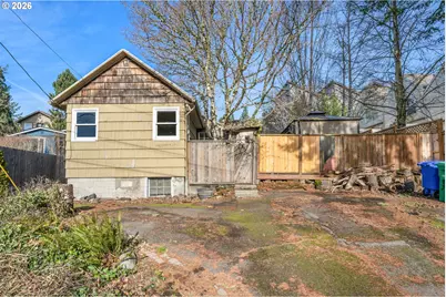 1822 SW Carolina St, Portland, OR 97239 - Photo 1