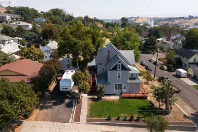 406 NW 8th St, Pendleton, OR 97801 - Photo 1