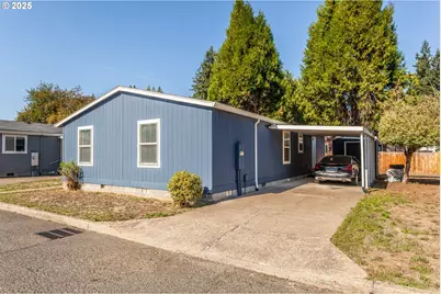 5200 SE 132nd Ave, Portland, OR 97236 - Photo 1