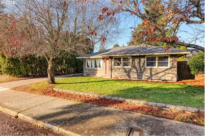 6633 SE Reedway St, Portland, OR 97206 - Photo 1