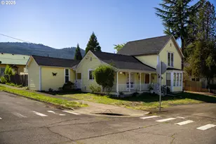 191 Hedrick Creek Ave, Drain, OR 97435 - Photo 1