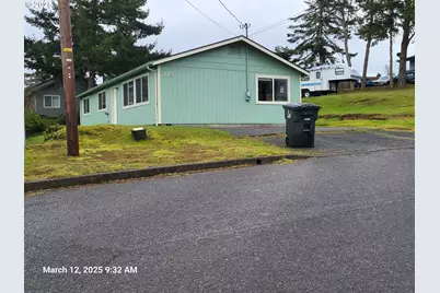 815 Fenwick St, Coos Bay, OR 97420 - Photo 1