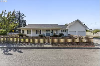 588 Madison St, Coos Bay, OR 97420 - Photo 1