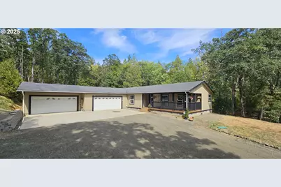 170 Rosewood Dr, Roseburg, OR 97471 - Photo 1