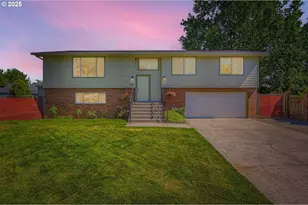 1112 NE 22nd St, Gresham, OR 97030 - Photo 1