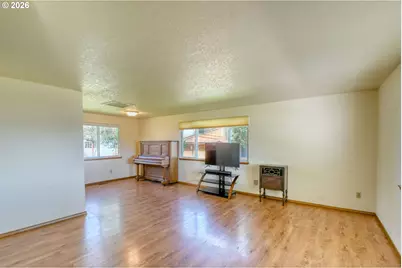1107 SW 23rd St, Pendleton, OR 97801 - Photo 9