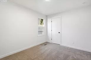 1614 E 33rd St, Vancouver, WA 98663 - Photo 17