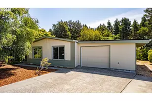 790 Siano Loop, Florence, OR 97439 - Photo 1