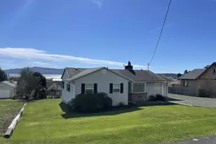 805 Birch Ave, Garibaldi, OR 97118 - Photo 1