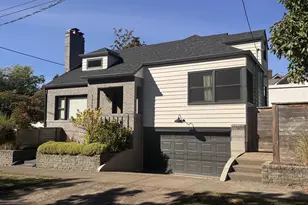 1211 NE Stanton St, Portland, OR 97212 - Photo 1