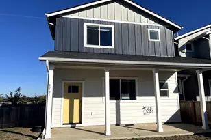 1761 SE Jonathan Ave, Dallas, OR 97338 - Photo 1