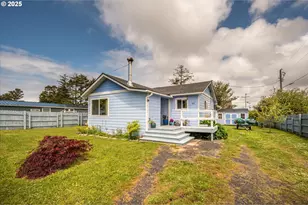 532 10th St, Port Orford, OR 97465 - Photo 1