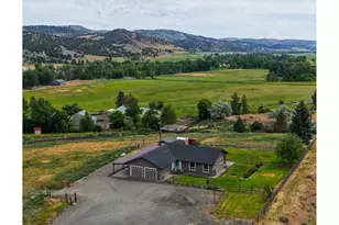 59683 Hwy 26, John Day, OR 97845 - Photo 1