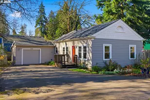 2310 SW Dolph Ct, Portland, OR 97219 - Photo 1