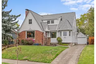 7017 NE Sacramento St, Portland, OR 97213 - Photo 1