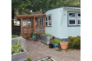 4875 N Hwy 101, Depoe Bay, OR 97341 - Photo 1