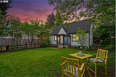 11944 SE Mill Ct, Portland, OR 97216 - Photo 1