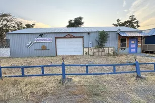 120 SE 11th St, Irrigon, OR 97844 - Photo 1