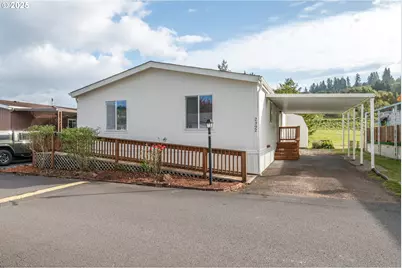 2392 Kingfisher Ln, Kelso, WA 98626 - Photo 1