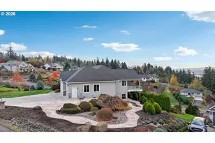 49 Essex Dr, Kelso, WA 98626 - Photo 1