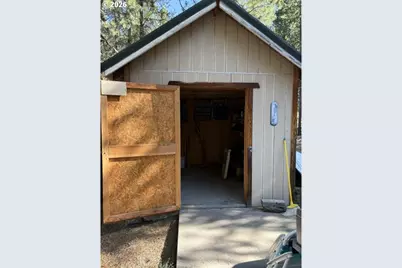 3 Karen Ln, Crescent Lake, OR 97733 - Photo 1