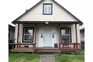 803 S 5th Ave, Kelso, WA 98626 - Photo 1