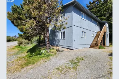 820 Jackson St, Port Orford, OR 97465 - Photo 1