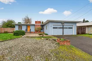1456 NW Almira St, Roseburg, OR 97471 - Photo 1