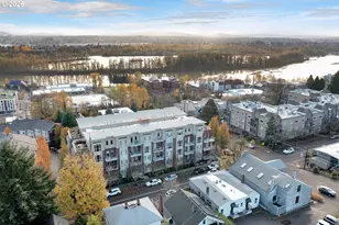 4280 S Corbett Ave, Portland, OR 97239 - Photo 1