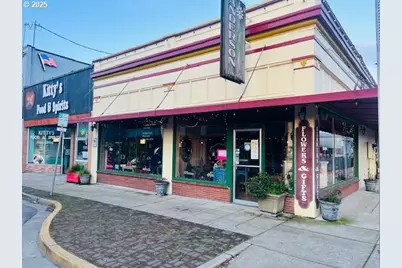 202 Main Ave, Tillamook, OR 97141 - Photo 1