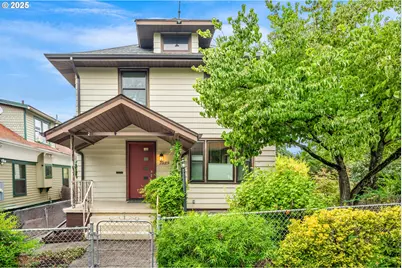 2889 SE Woodward St, Portland, OR 97202 - Photo 1