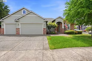1385 NE 12th Ave, Canby, OR 97013 - Photo 1