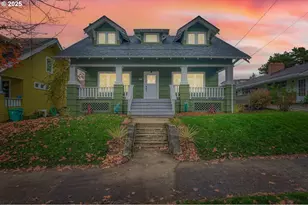 3015 SE Gladstone St, Portland, OR 97202 - Photo 1