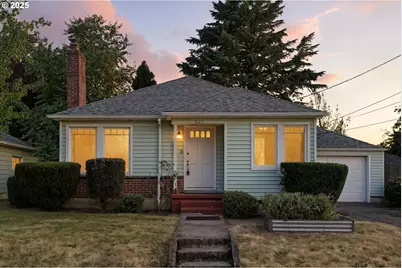 6415 NE 7th Ave, Portland, OR 97211 - Photo 1