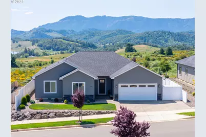 847 Pebble Crk St, Sutherlin, OR 97479 - Photo 1