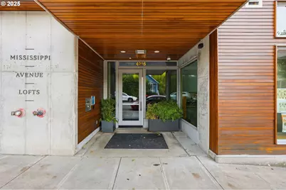 4216 N Mississippi Ave #211, Portland, OR 97217 - Photo 1
