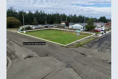 1796 Garfield St, North Bend, OR 97459 - Photo 1