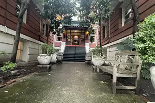 2083 NW Johnson St, Portland, OR 97209 - Photo 1
