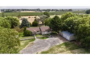 78641 Paul Smith Rd, Boardman, OR 97818 - Photo 1