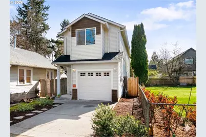 9304 N Richmond Ave, Portland, OR 97203 - Photo 1