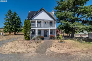 13224 SE Lookingglass Rd, Winston, OR 97496 - Photo 1